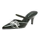 Buy discounted Madeline - Dallas (Black/White) - Women's online.