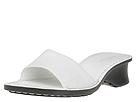 Kenneth Cole Reaction - Live Circuit (White) - Women's,Kenneth Cole Reaction,Women's:Women's Casual:Casual Sandals:Casual Sandals - Slides/Mules