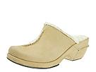 White Mt. - Dawn (Straw Nubuck) - Women's,White Mt.,Women's:Women's Casual:Clogs:Clogs - Comfort