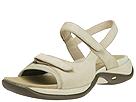 Clarks - Mallo (Greystone Nubuck) - Women's,Clarks,Women's:Women's Casual:Casual Sandals:Casual Sandals - Comfort