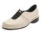Clarks - Brompton (Ivory Leather) - Women's,Clarks,Women's:Women's Casual:Casual Flats:Casual Flats - Loafers