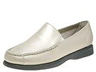 Hush Puppies - Hudson (Champagne Leather) - Women's,Hush Puppies,Women's:Women's Casual:Loafers:Loafers - Comfort