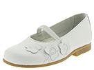 Buy discounted Petit Shoes - 21389 (Children) (White) - Kids online.