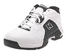 New Balance WB 886