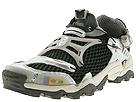 Salomon - Revo Amphib (Black/Simet/Tomcat) - Men's