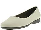 Fitzwell - Jacky (Winter White) - Women's,Fitzwell,Women's:Women's Casual:Casual Flats:Casual Flats - Loafers