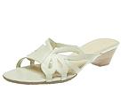 Buy discounted Naturalizer - Moody (Beige Leather) - Women's online.