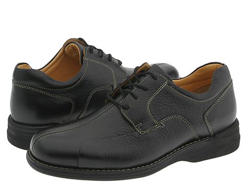 [http://www.zappos.com/images/717/7179891/6219-169375-p.jpg]