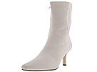 Buy discounted Annie - Kendra (Winter White) - Women's online.