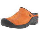 Keen - Zermatt Clog (Paprika) - Women's,Keen,Women's:Women's Casual:Casual Flats:Casual Flats - Clogs