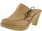 Born - Duff (Natural) - Women's,Born,Women's:Women's Casual:Clogs:Clogs - Comfort