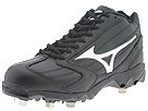 Buy discounted Mizuno - 9-Spike Classic Mid G4 (Black/White) - Men's online.