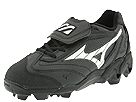 Mizuno - Finch 9-Spike Low G2 (Black/White) - Women's,Mizuno,Women's:Women's Athletic:Athletic