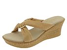 Island Slipper - P527 (Tan) - Women's