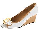 Stuart Weitzman Bucklepump