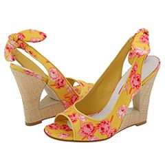 betsey johnson pink wedding shoe