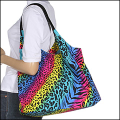 Roxy Dandy Lion Bag at Zappos.com Roxy Dandy Lion Bag at Zappos.com