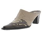 Buy discounted J. Renee - Rodeo (Taupe/Chestnut) - Women's online.