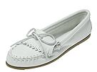 Minnetonka - Deerskin Soft-T (White Deerskin) - Women's,Minnetonka,Women's:Women's Casual:Loafers:Loafers - Kiltie