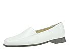 Trotters - Jess (White Leather) - Women's,Trotters,Women's:Women's Casual:Loafers:Loafers - Plain