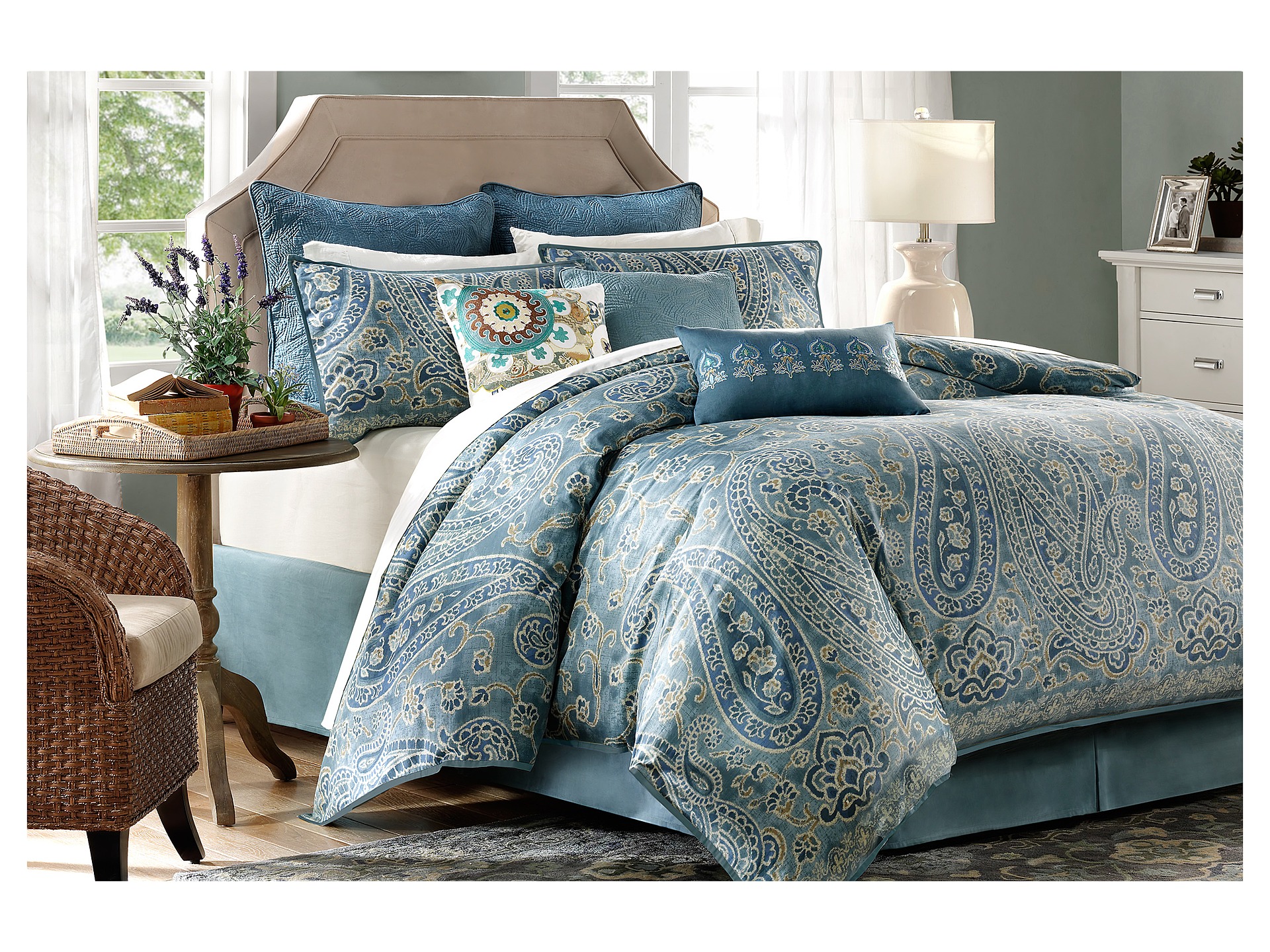 harbor house belcourt 4 piece comforter set cal king harbor house belcourt 4 piece comforter set cal king