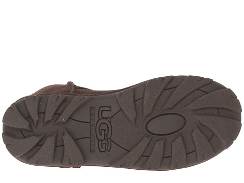 ugg classic or essential ugg classic or essential