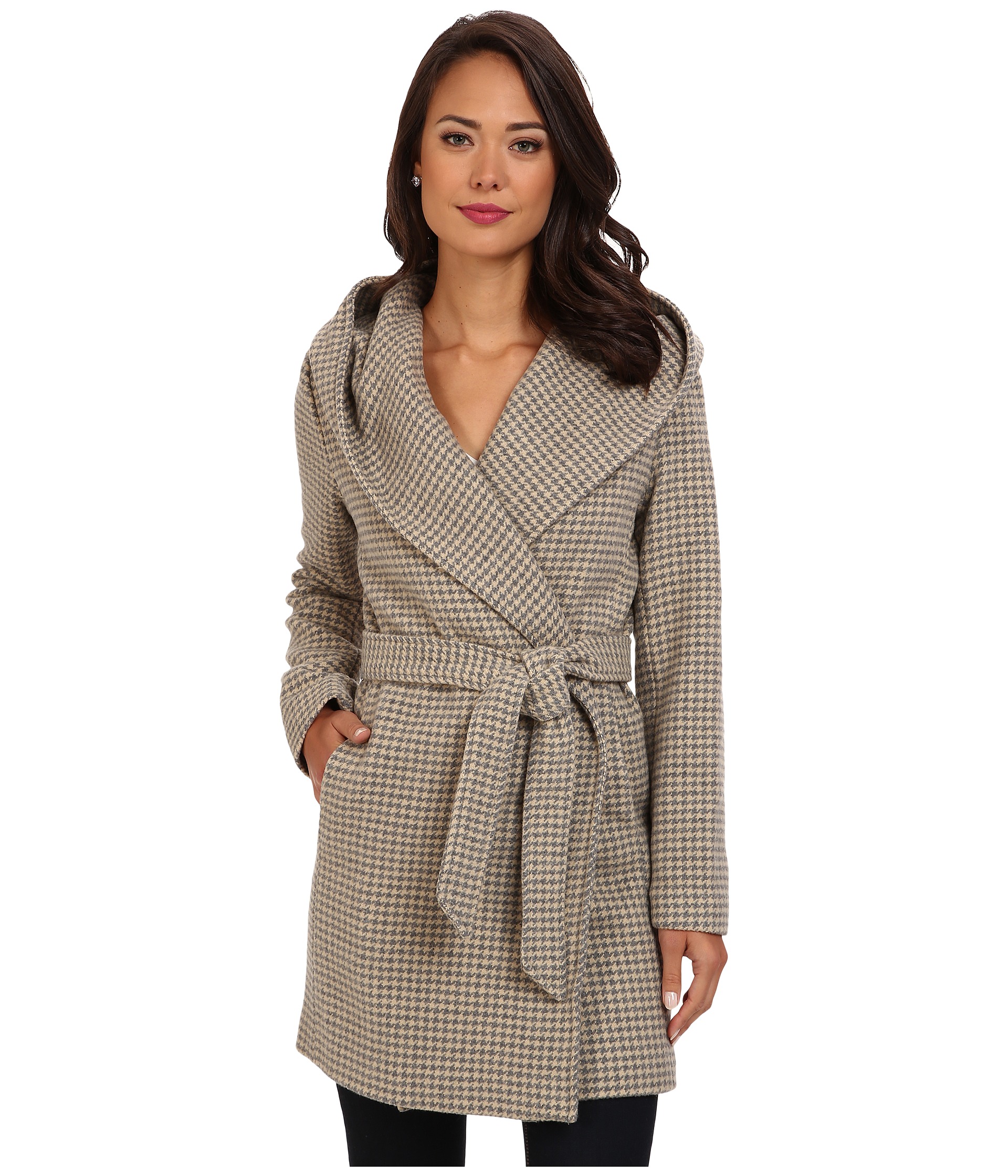 new outerwear Refined glamour is Chloé's signature style and this long caramel camel-wool wrap coat is the height of the label's elegant aesthetic. Cinch the waist with the skinny tan belt and layer over a flawless new-season collection.