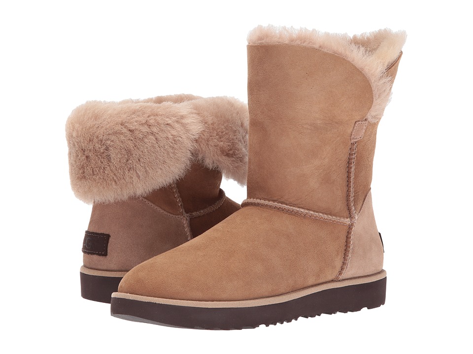 UGG Classic Cuff Short (Natural) Women