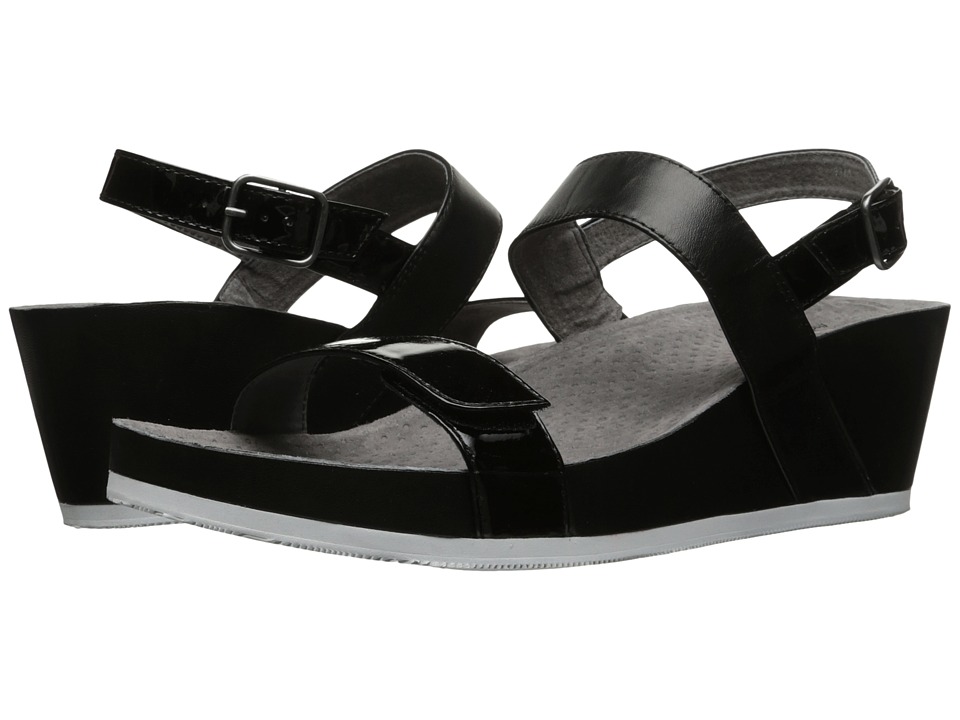 SoftWalk Hart (Black) Women