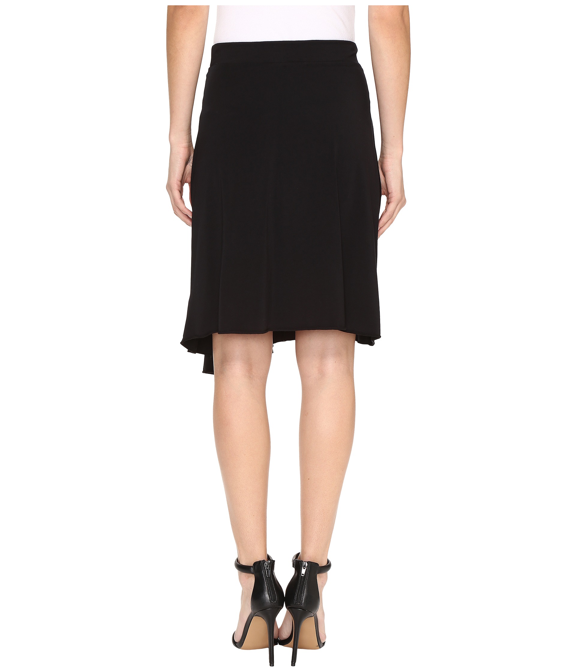 Short high low skirt The high-low skirt has a full circle hem. However, the length varies from short in front to long in back. The style originates in Victorian era dresses and formal gowns, when the hem style became known as .