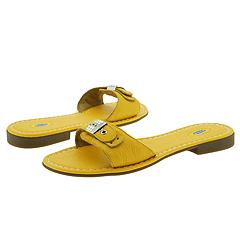 Dr. Scholl's Flat Out   Yellow   Manolo Likes for the Beach!  Click!
