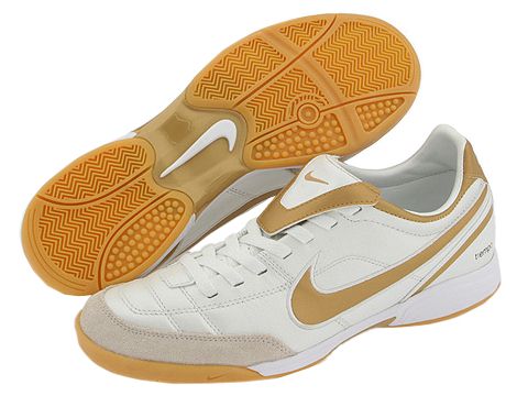 nike badminton shoes