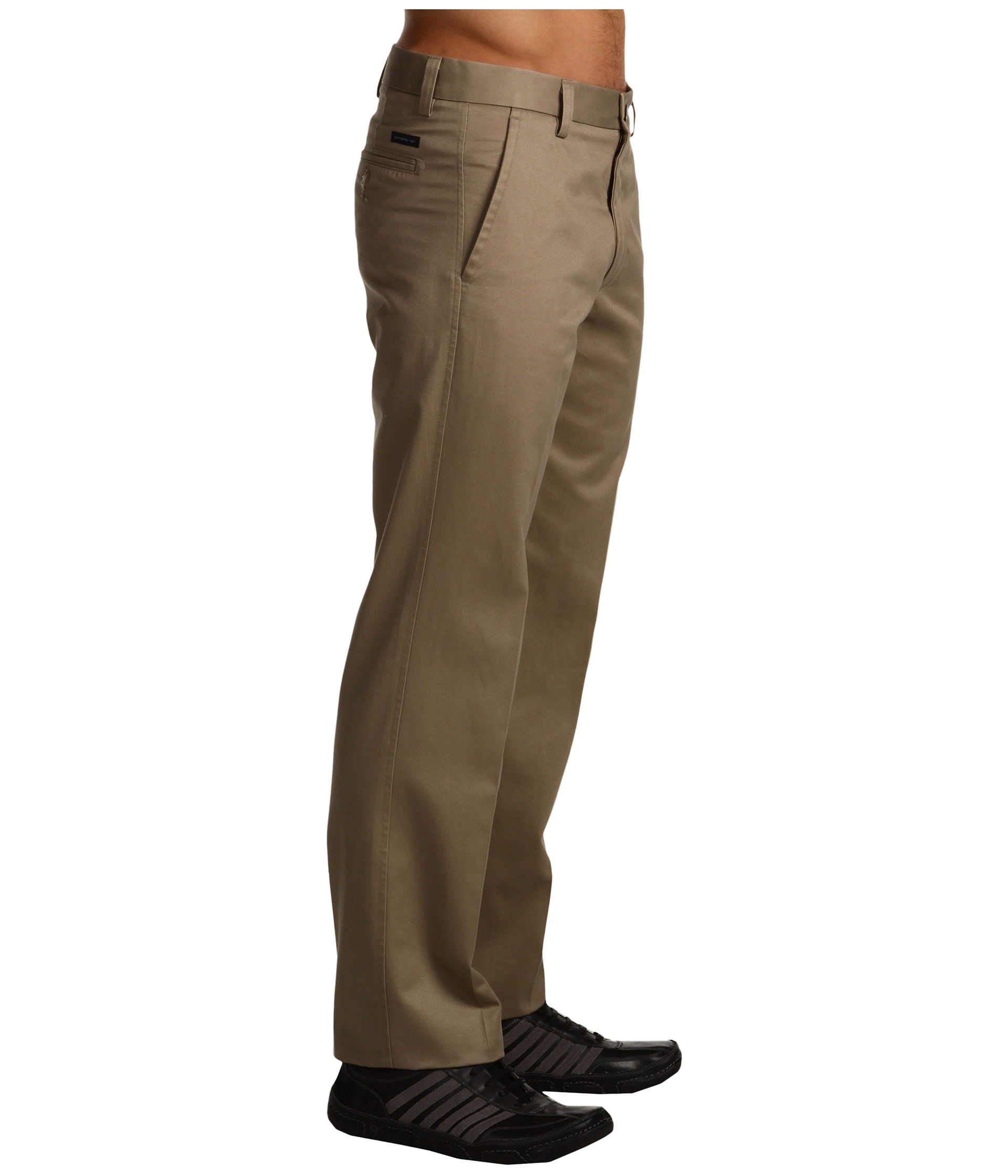 Dockers Men's Signature Khaki D1 Slim Fit Flat Front at Zappos.com