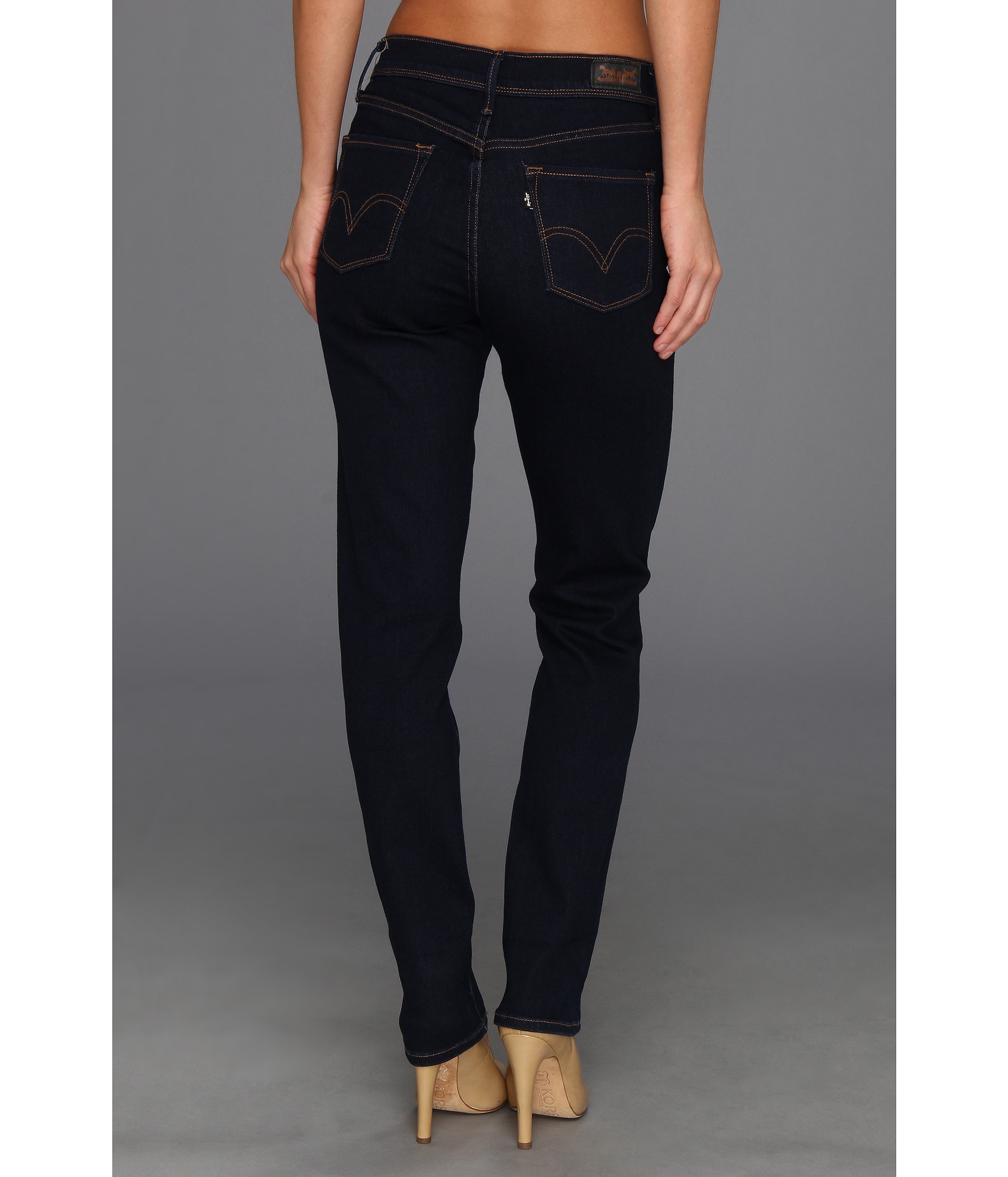 levi's slimming skinny jean