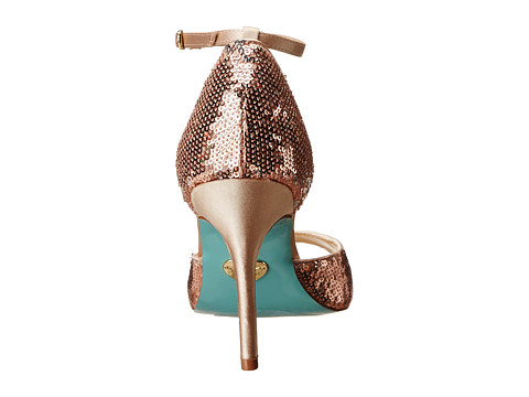 blue by betsey johnson champagne