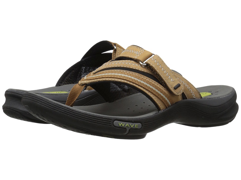 Clarks Wave Coast (Smokey Brown Nubuck) Women's Shoes