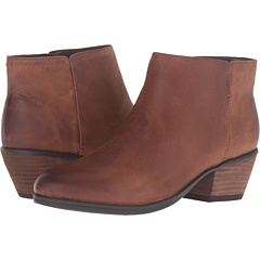 clarks waterloo tan nubuck
