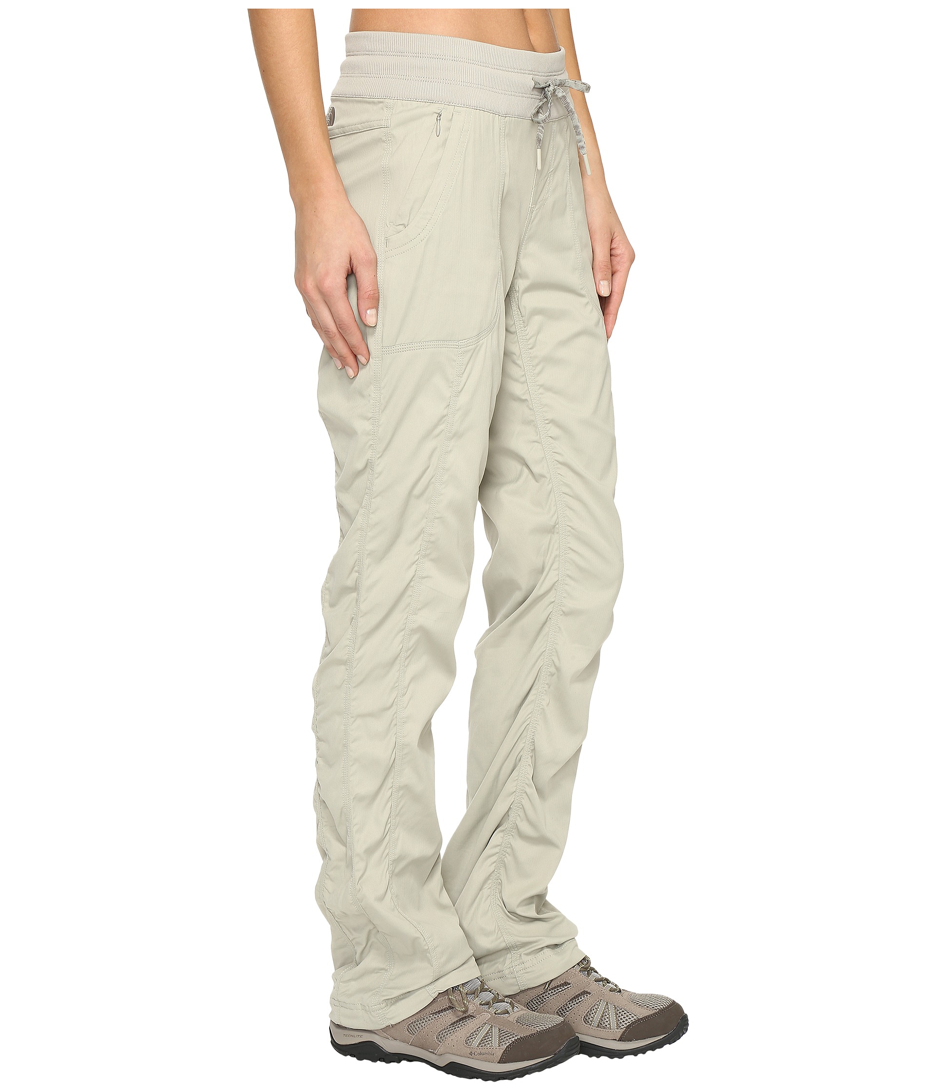 The North Face Aphrodite 2.0 Pants at Zappos.com