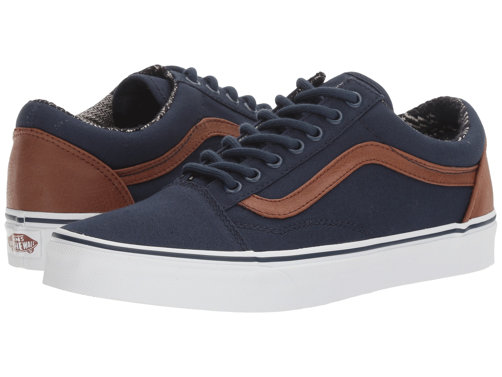 Vans Old Skoolâ¢ at Zappos.com