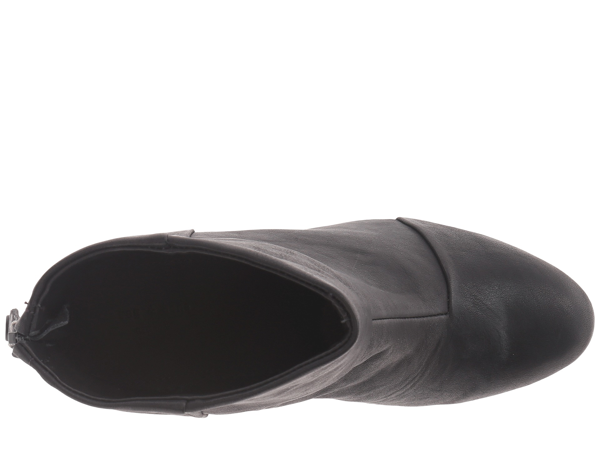 Product Info RAG & BONE 'Newbury' Boots Dark Grey Suede Leather. RAG & BONE boots are a cult classic! These boots are seen on so many celebrities and for good reason! The stacked leather heel is super comfy and the leather soles so easy to walk on.
