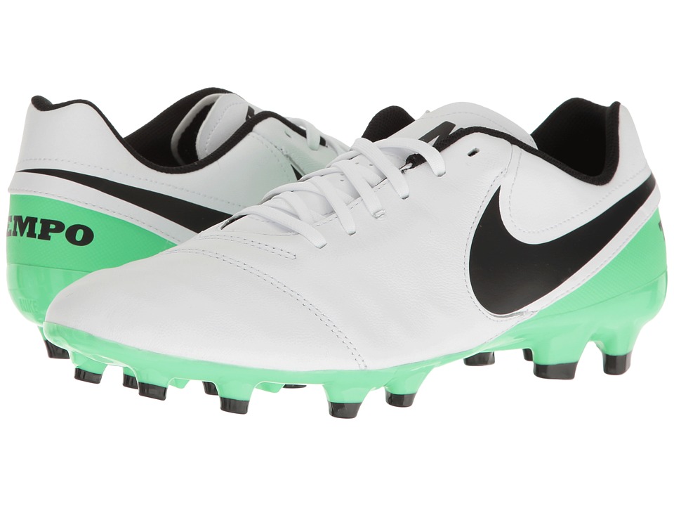 best soccer cleats for attacking midfielder