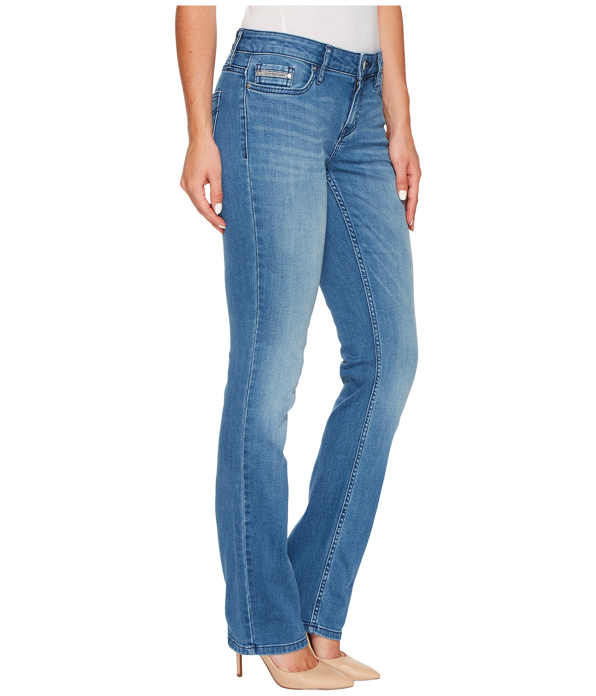 Calvin Klein Jeans Straight Leg Jeans in Sunlit Blue Wash at Zappos.com