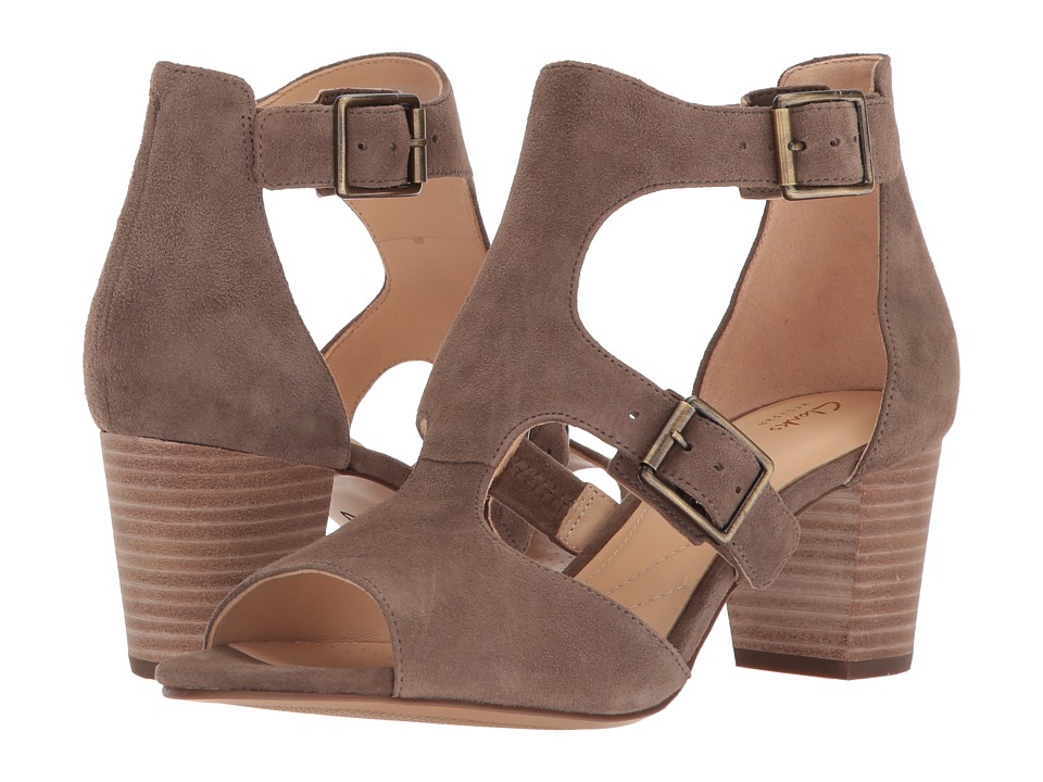Clarks Deloria Kay (Olive Suede) 1-2 inch heel Shoes