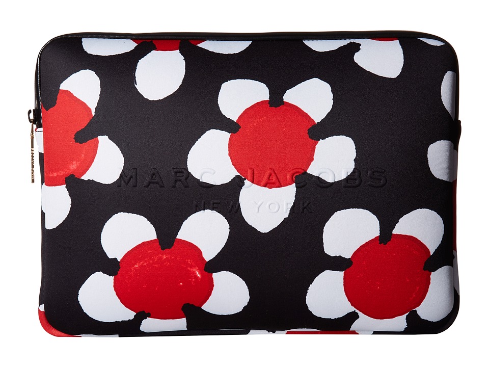 marc jacobs daisy pouch with wallet