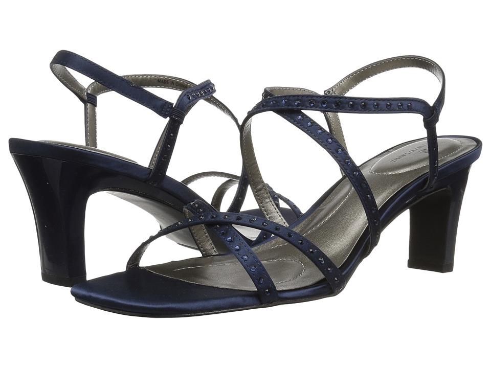 Bandolino Ota (Navy Fabric) Slingbacks