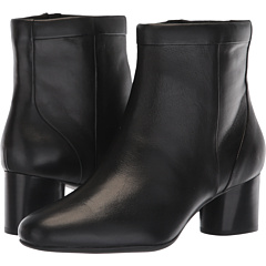 zappos clarks booties